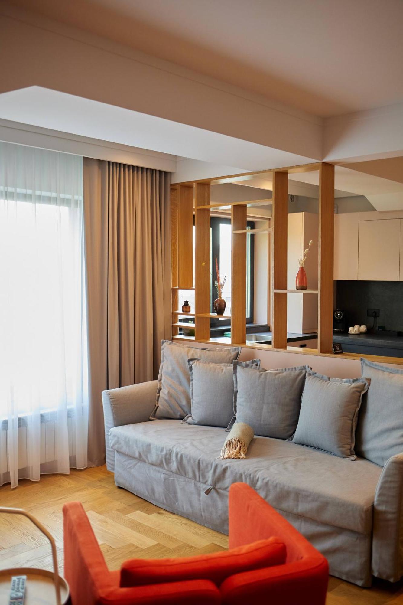 Atlas Aparthotel Piatra Neamţ Extérieur photo