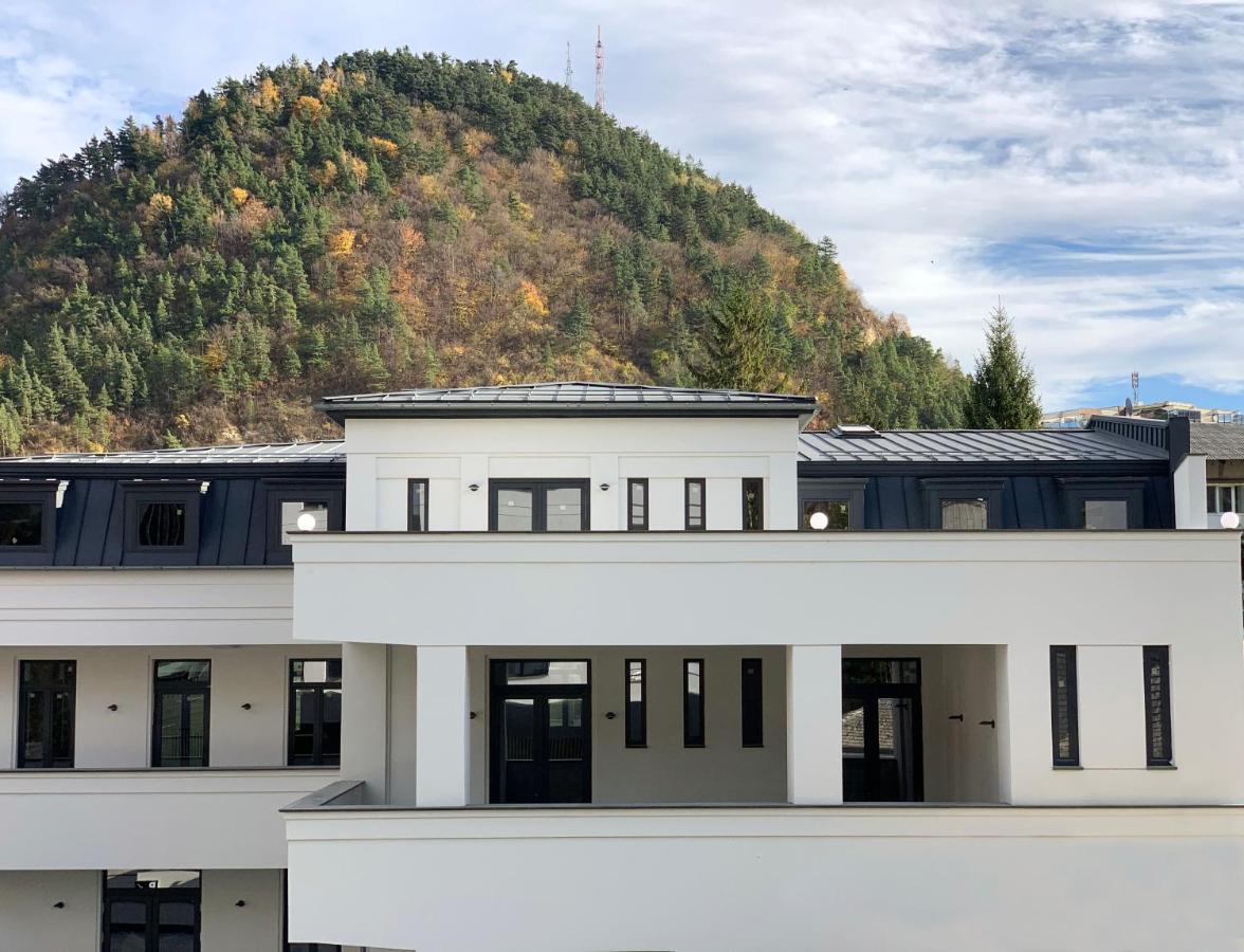 Atlas Aparthotel Piatra Neamţ Extérieur photo