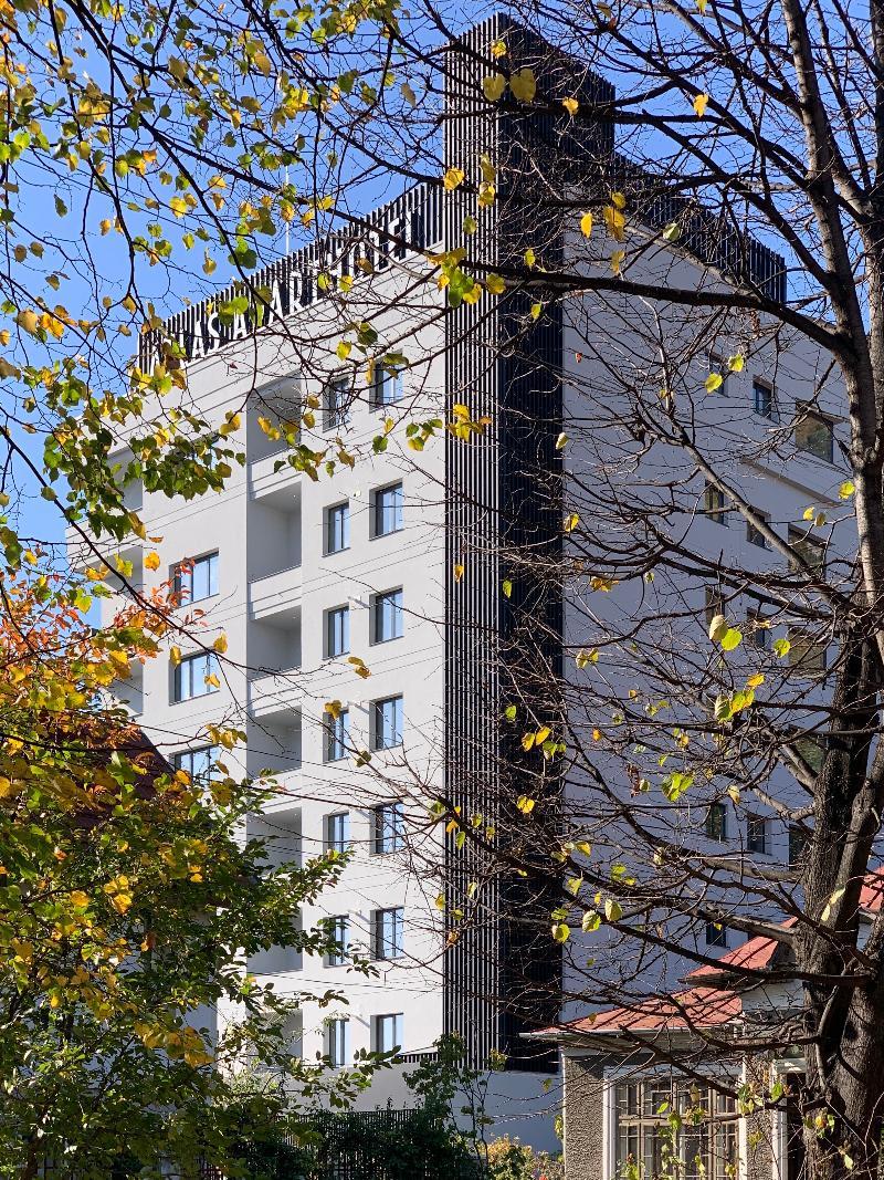 Atlas Aparthotel Piatra Neamţ Extérieur photo